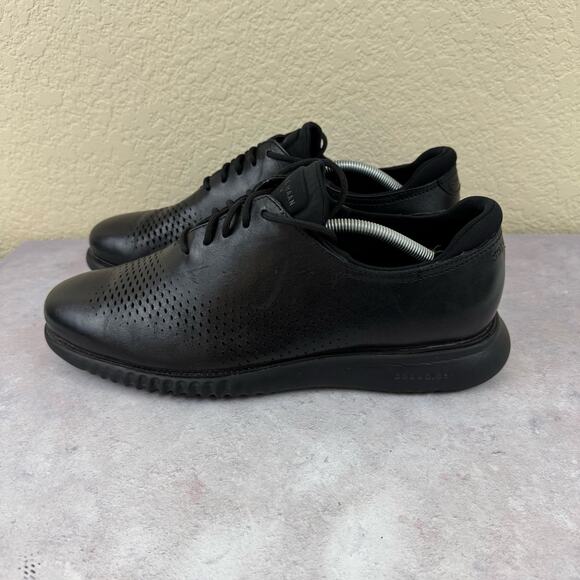 Cole Haan 2.ZeroGrand Mens Sz 12 Wide Oxford Black Leather Laser Wingtip C23832 - Picture 2 of 10
